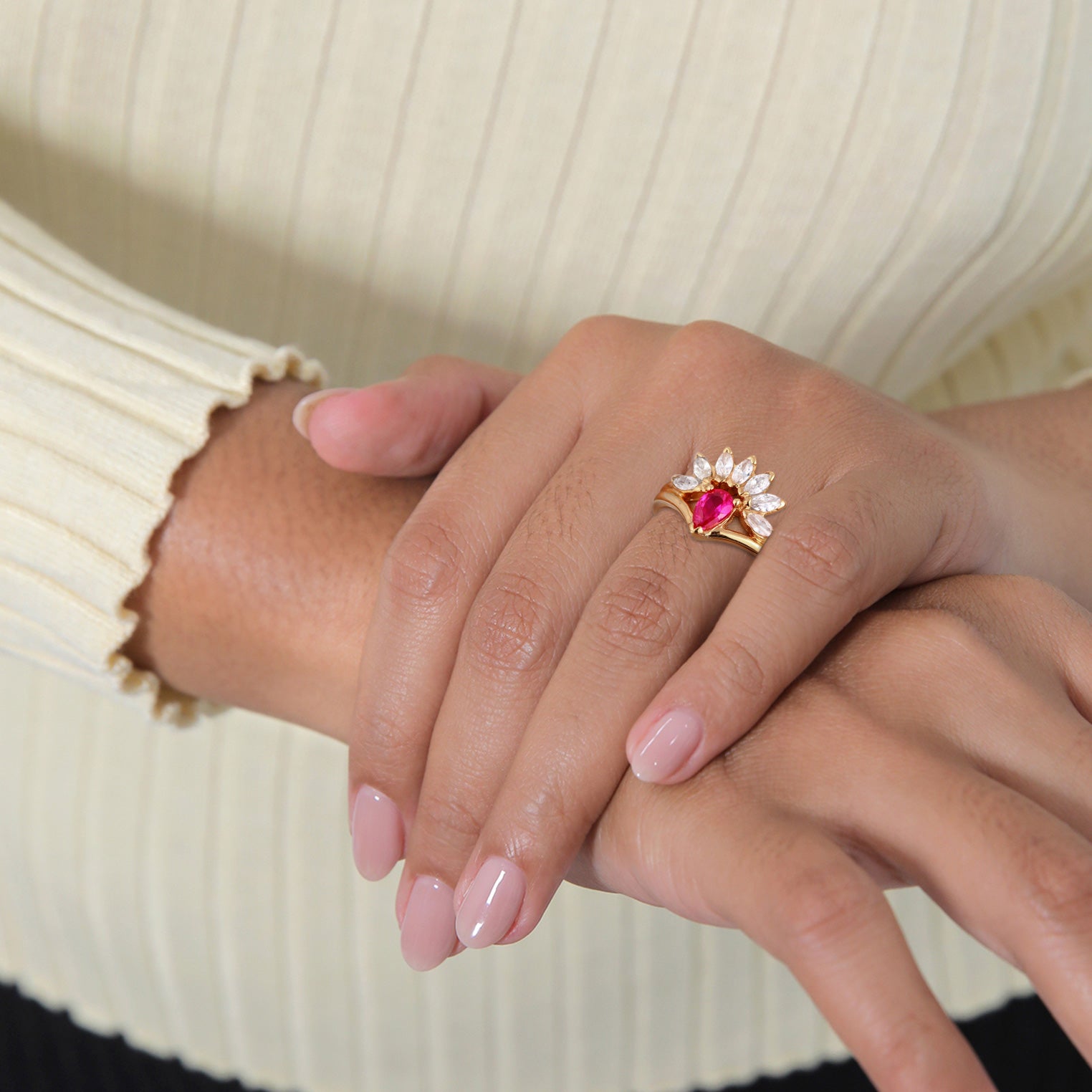 Gold - Elli | Ring Glamourös | Zirkonia, synth. Rubin (Weiß, Pink) | 925er Sterling Silber vergoldet
