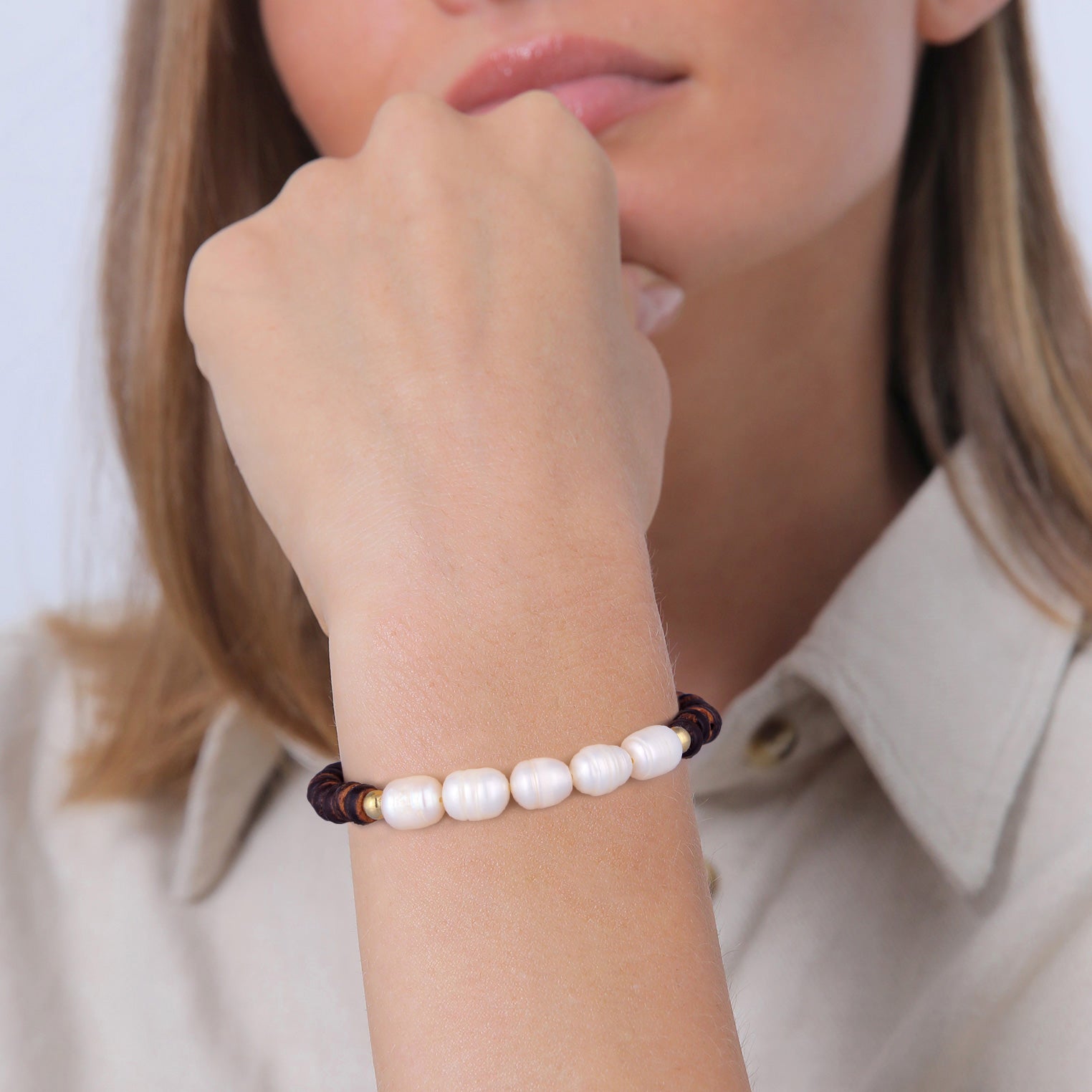 Braun - Elli PREMIUM | Armband Boho Kokosnuss | Süßwasserzuchtperlen | 925 Sterling Silber