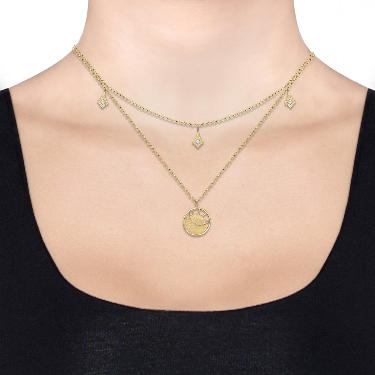 Gold - Elli | Halskette Plättchen Astro | Mit Kristallen von Swarovski® (Weiß) | 925 Sterling Silber vergoldet