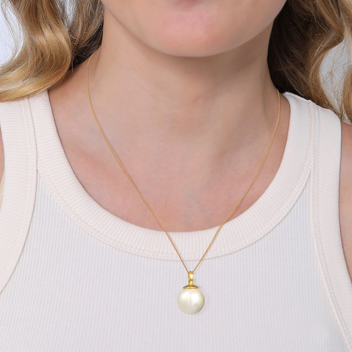 Gold - Nenalina | Anhänger Klassisch | Muschelkernperle | 925er Sterling Silber vergoldet