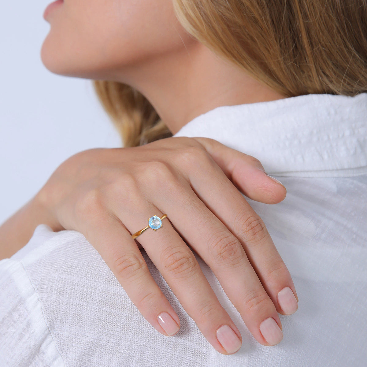 Gold - Elli PREMIUM | Solitär-Ring | Topas (Hellblau) | 925er Sterling Silber vergoldet