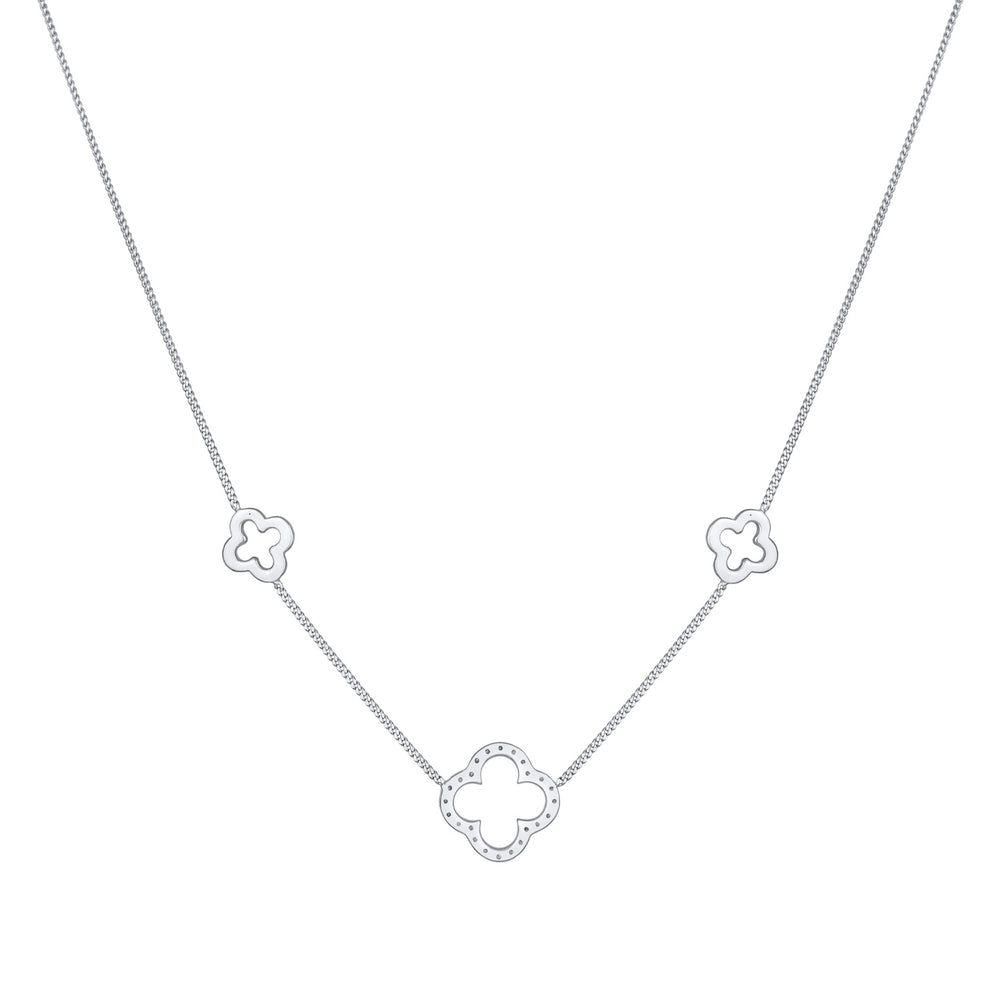 Necklace clover leaf symbol
