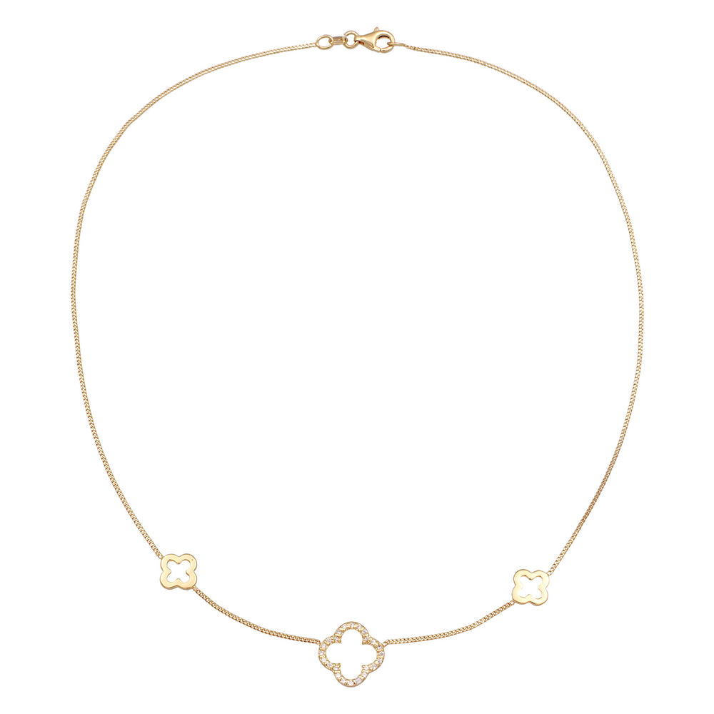 Necklace clover leaf symbol