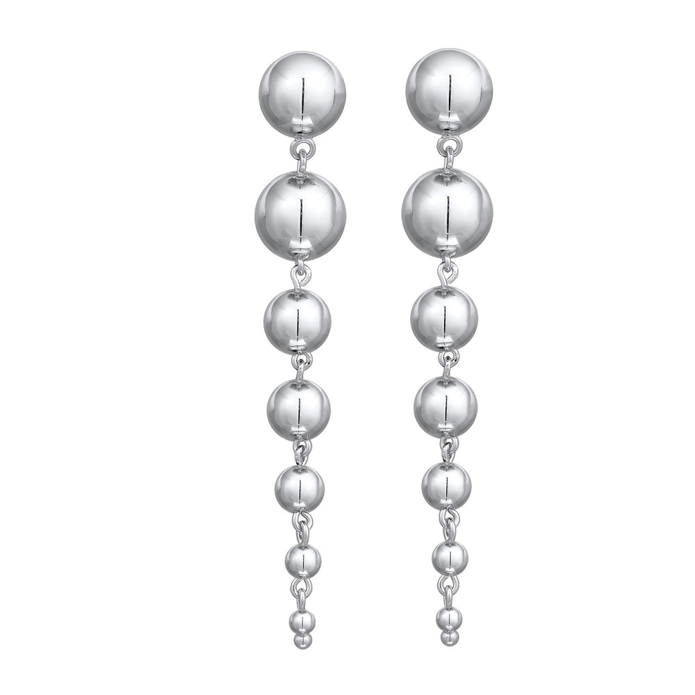 Stud earrings | Ball look