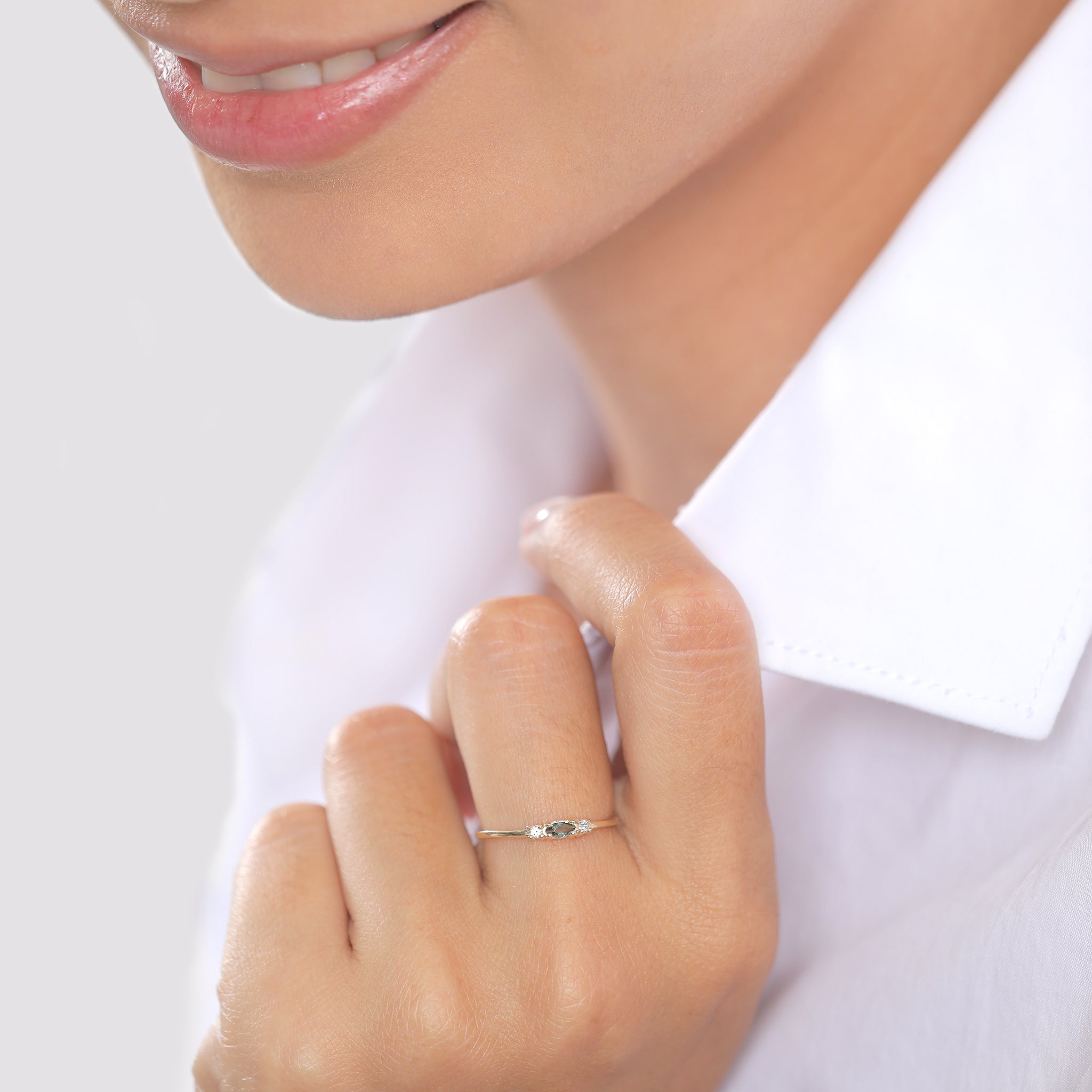 Grün - Elli PREMIUM | Ring Oval | Tourmalin (Grün) & Zirkonia (Weiß) | 375 Gelbgold