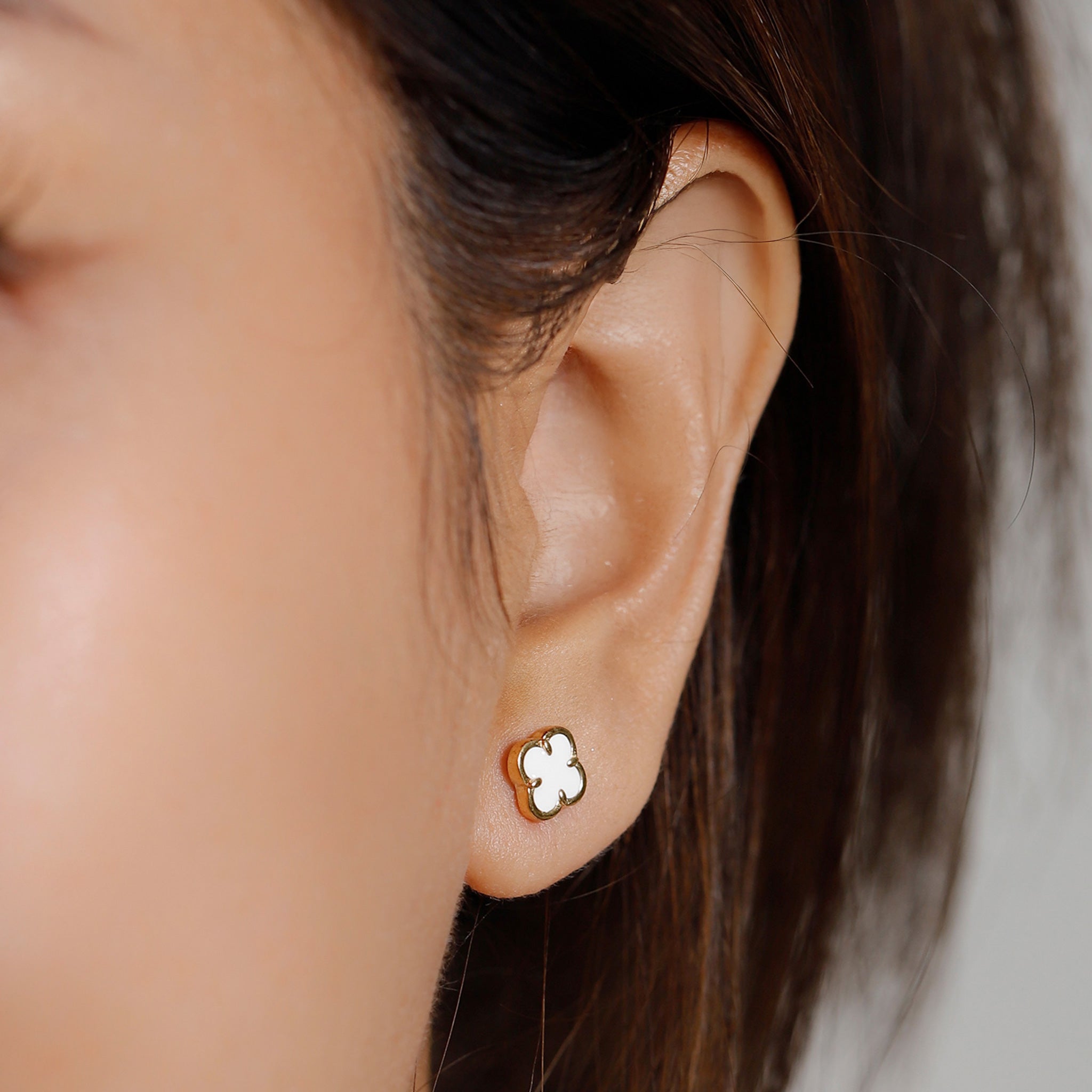 Weiß - Elli | Ohrstecker Kleeblatt | Emaille (Weiß) | 925 Sterling Silber vergoldet