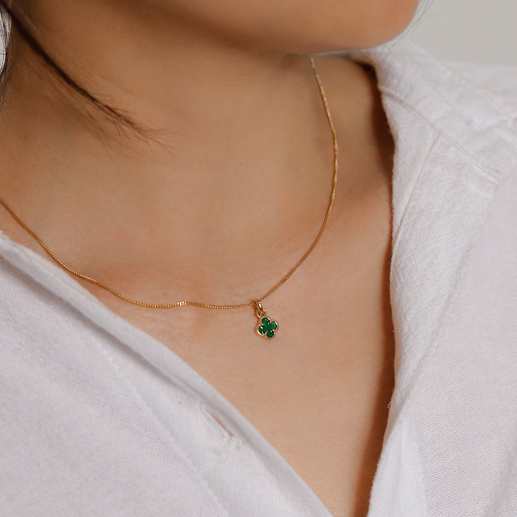 Grün - Elli | Halskette Kleeblatt Anhänger | Emaille (Grün) | 925 Sterling Silber vergoldet