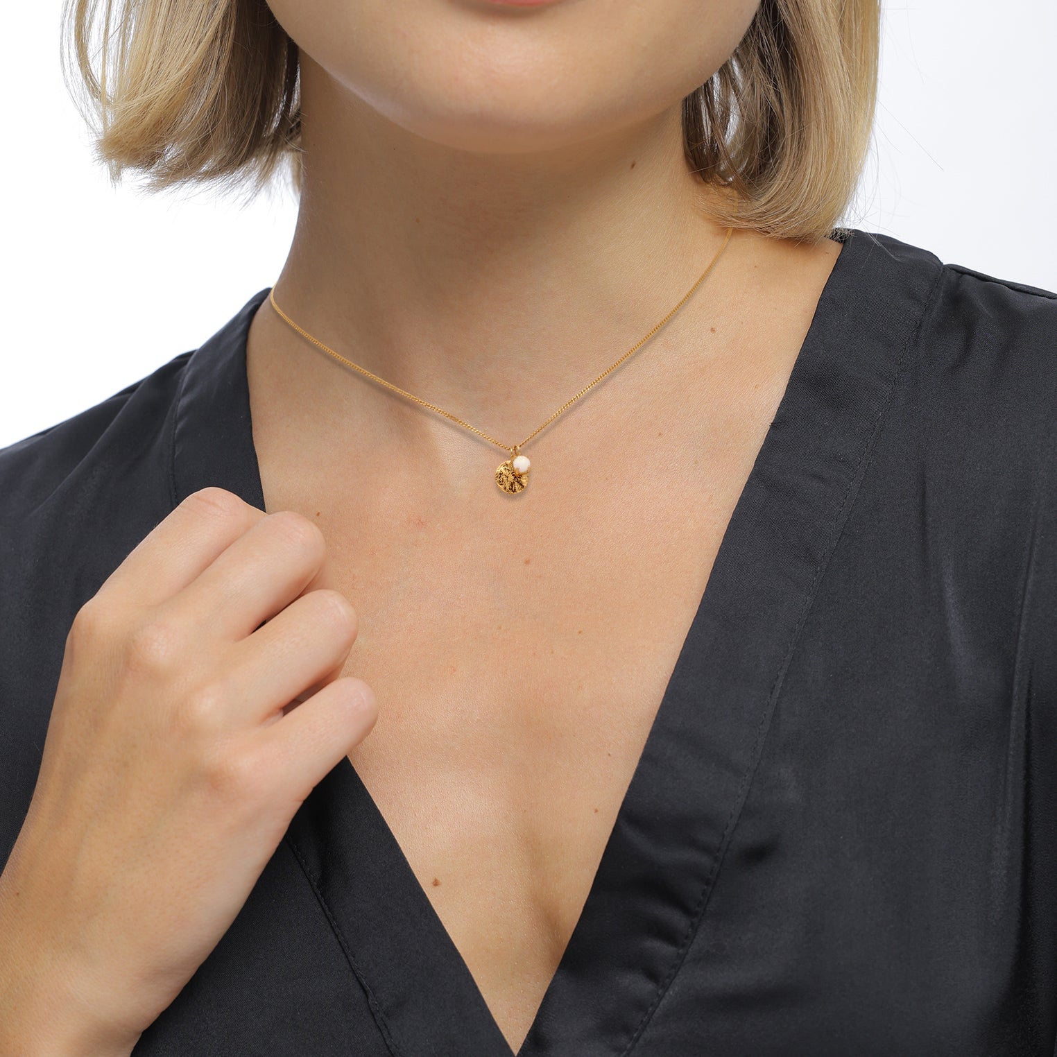 Gold - Elli | Halskette Plättchen | Synthetischer Opal (Weiß) | 925 Sterling Silber vergoldet