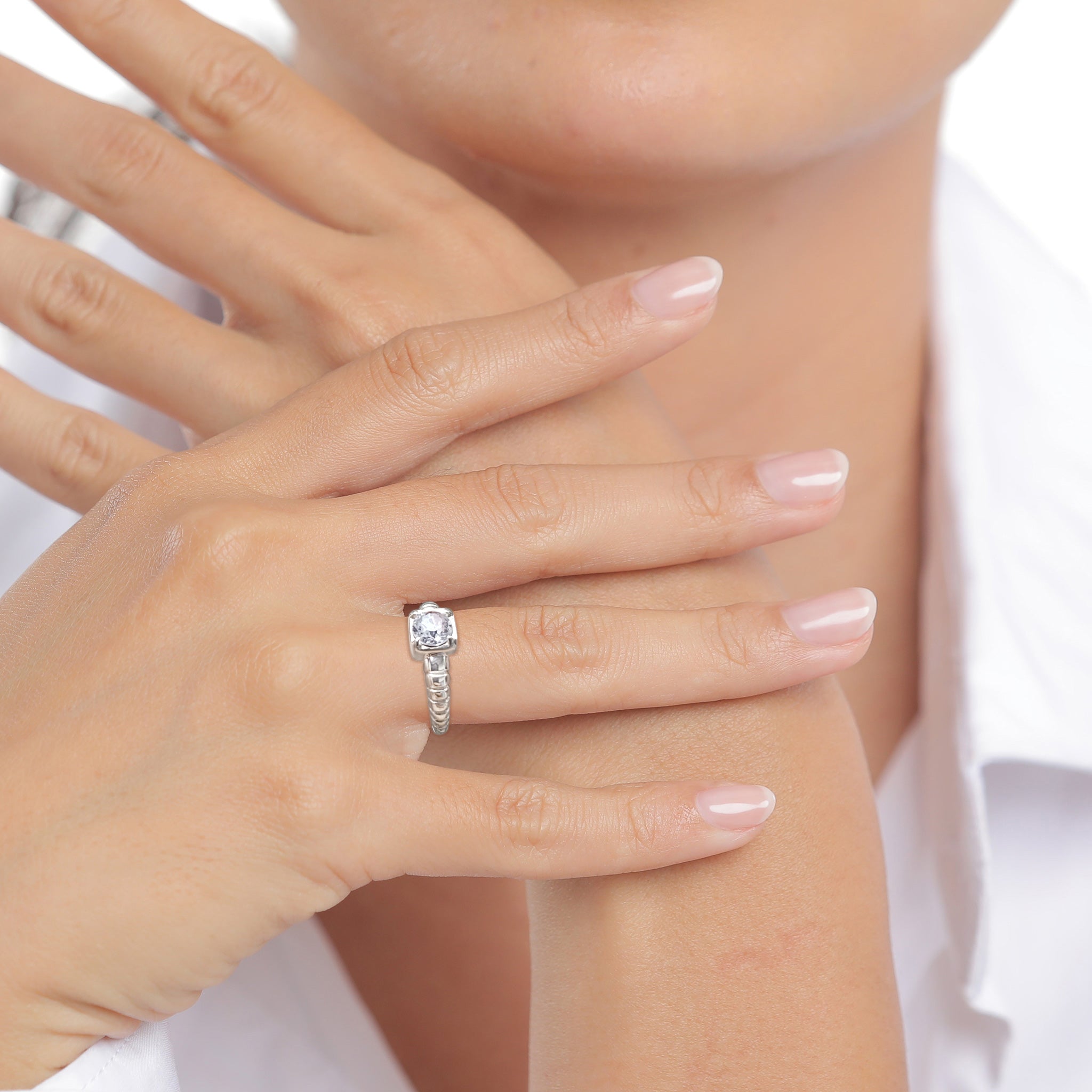 Silber - Elli | Solitär-Ring | Swarovski Kristalle (Weiß) | 925 Sterling Silber