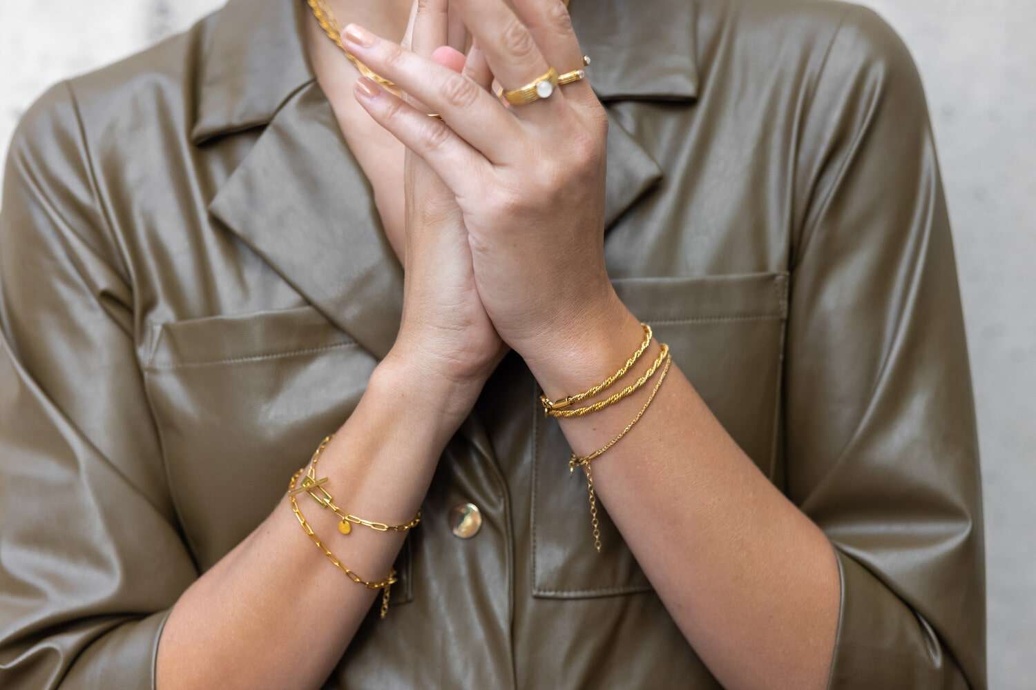 Layered Gold Bracelet Set. Stacking bracelets. 5 piece bracelet Layered  bracelet